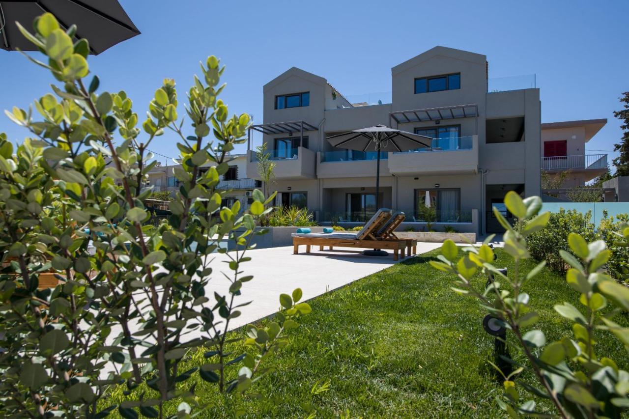 Eleanthi Modern Living Apartment Galatas  Bagian luar foto