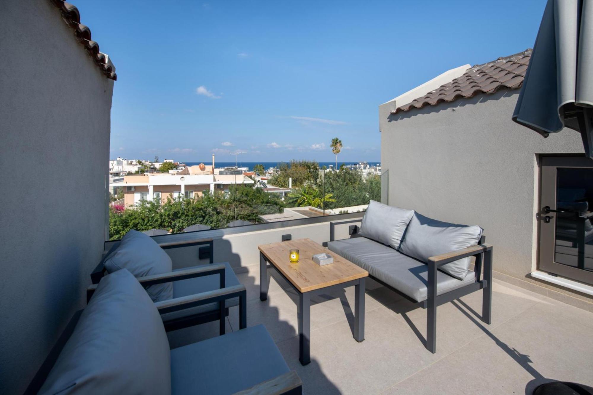Eleanthi Modern Living Apartment Galatas  Bagian luar foto