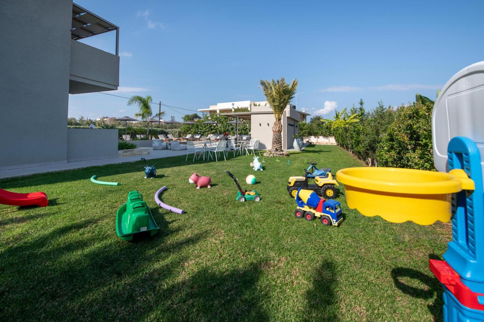 Eleanthi Modern Living Apartment Galatas  Bagian luar foto