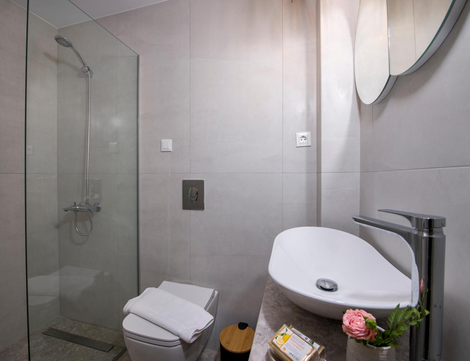 Eleanthi Modern Living Apartment Galatas  Ruang foto