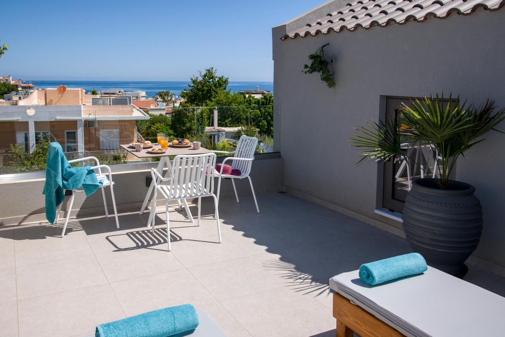 Eleanthi Modern Living Apartment Galatas  Bagian luar foto